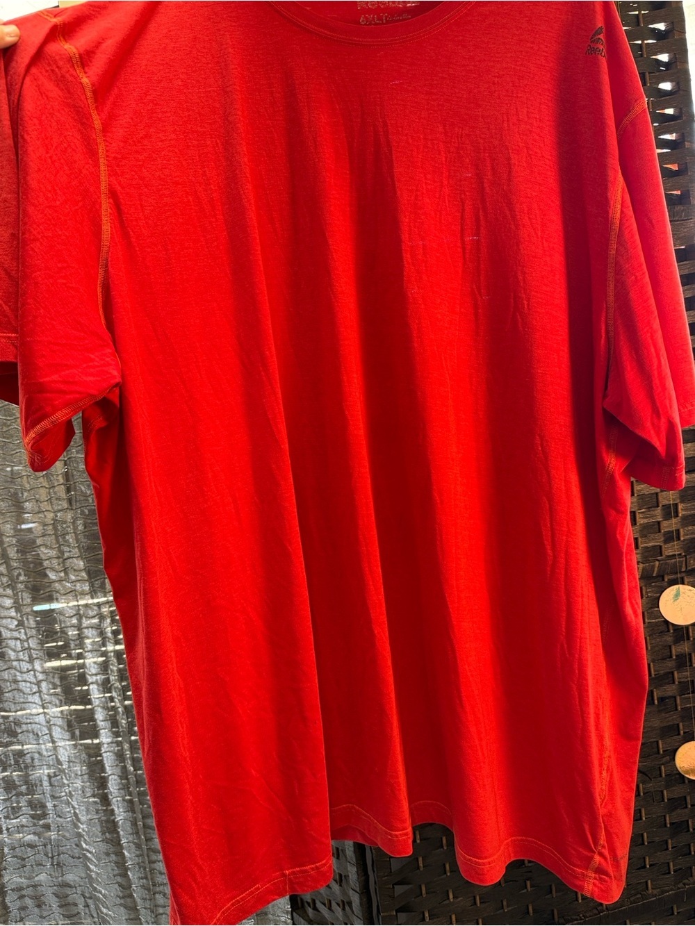 Men's Red REEBOK Short-Sleeve Performance T-Shirt IN 6 X ! Fabulous